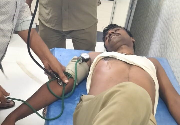 मयूरभंज में कोहराम: आश्रम स्कूल में जहरीला खाना खाने से 100 बच्चे बीमार, एक छात्रा की मौत के बाद बवाल