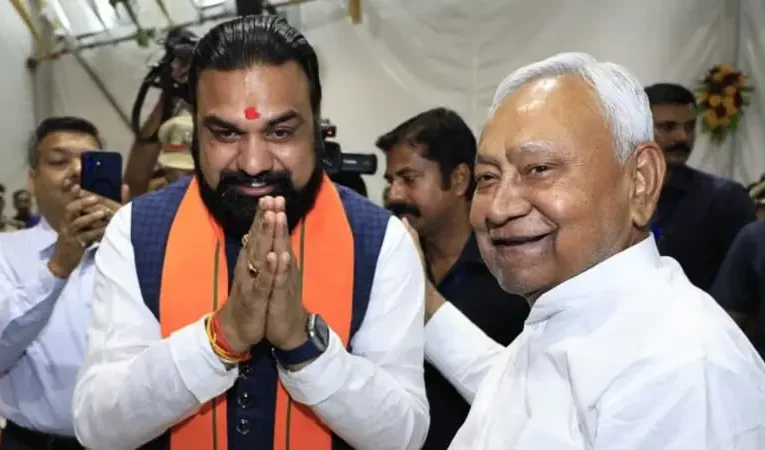 सम्राट चौधरी ने ली बिहार के मुख्यमंत्री पद की शपथ, उनके साथ शपथ लेने वाले विजय कुमार चौधरी और बिजेंद्र प्रसाद यादव कौन हैं?