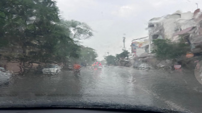 Jhansi: मौसम विभाग ने किया ओरेंज अलर्ट जारी, आज आंधी-बारिश के आसार