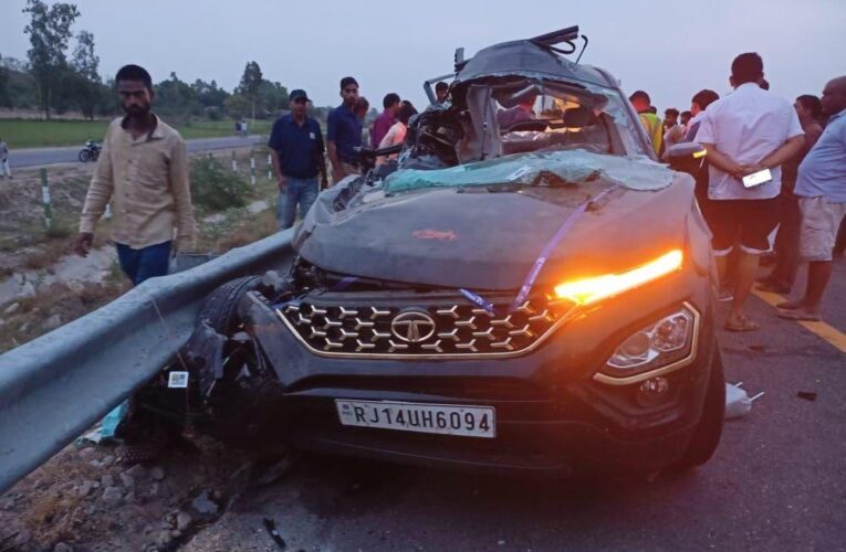 हाईवे में असंतुलित होकर डिवाइडर से जा भिड़ी कार, युवक की मौत